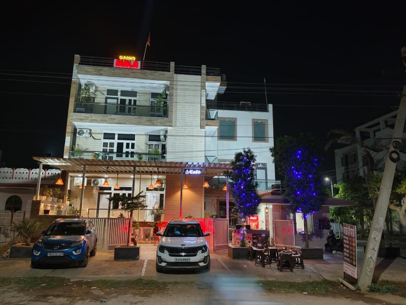 Hotel Grand Mala Jaipur Bagian luar foto